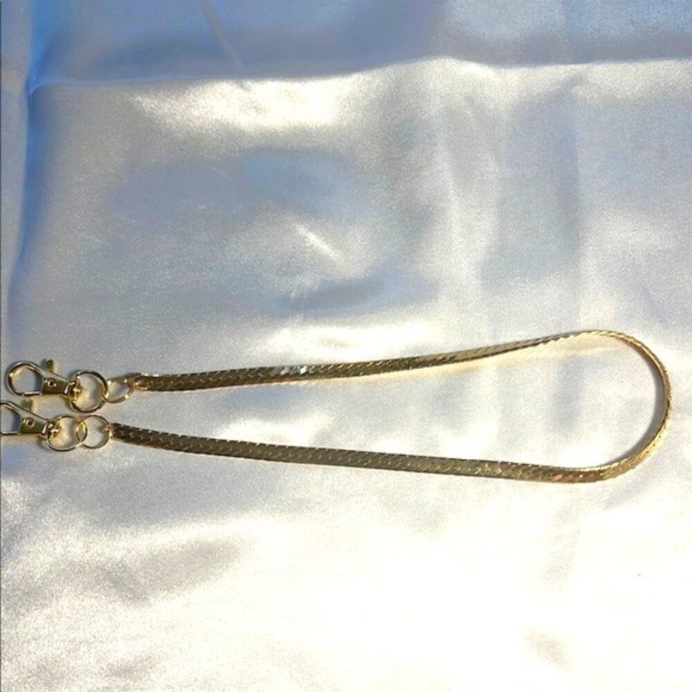 Elegant Gold Wristlet Chain